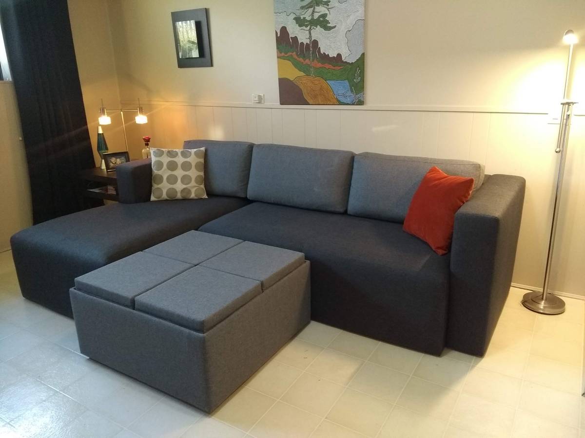 The Difference Between Reupholstering and Buying New Furniture